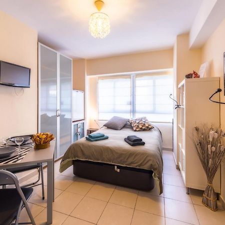 La Casita Malagueta Daire Málaga Dış mekan fotoğraf
