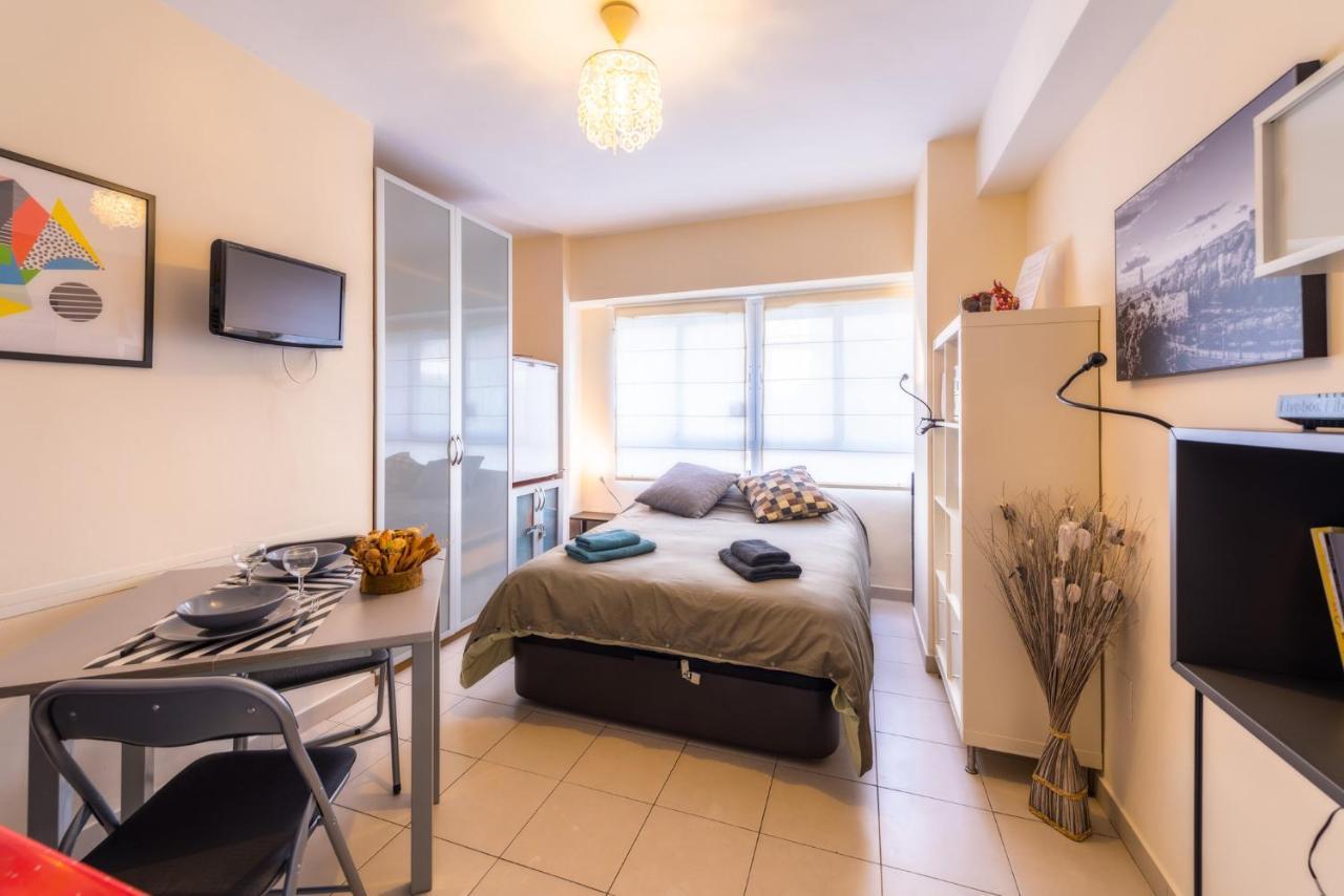 La Casita Malagueta Daire Málaga Dış mekan fotoğraf