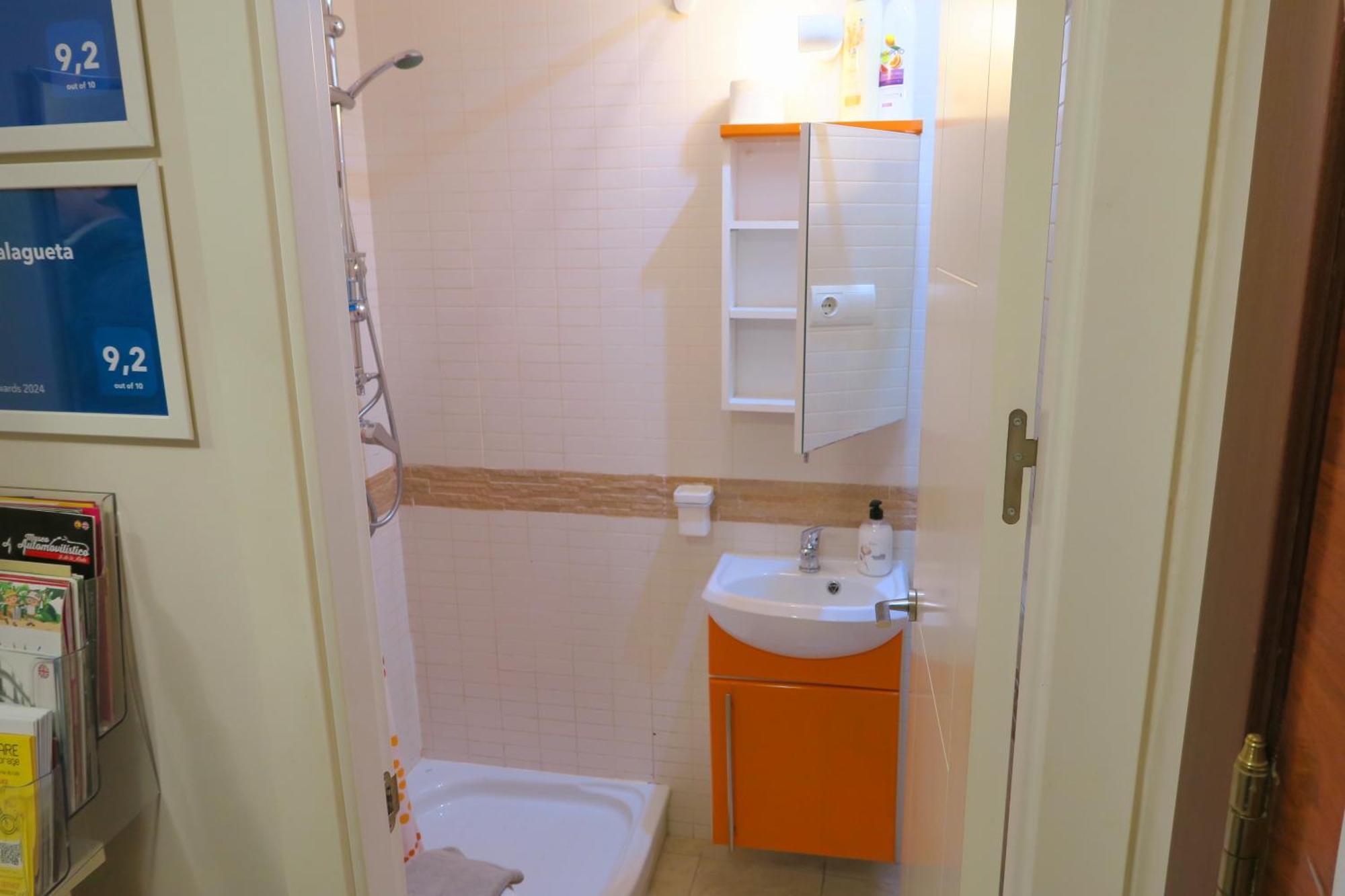 La Casita Malagueta Daire Málaga Dış mekan fotoğraf